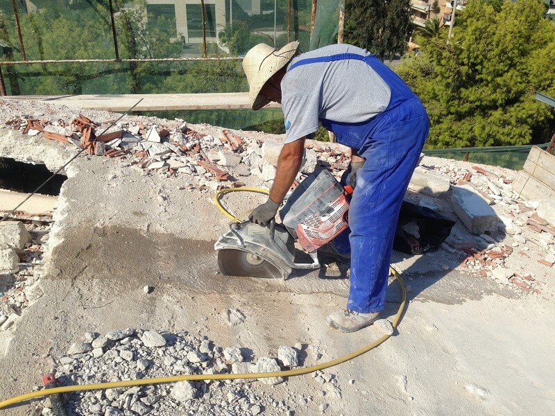 ΑΔΙΑΤΑΡΑΧΤΗ-ΚΟΠΗ-ΣΚΥΡΟΔΕΜΑΤΟΣ-ΓΛΥΦΑΔΑ-TTCONSTRUCTIONS-2