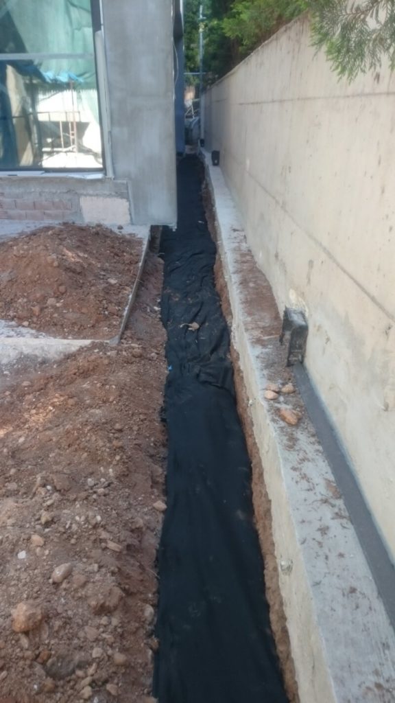 ΕΡΓΑΣΙΕΣ-ΠΕΡΙΒΑΛΛΟΝΤΑ-ΧΩΡΟ-TTCONSTRUCTIONS-ΓΛΥΦΑΔΑ-2-576×1024