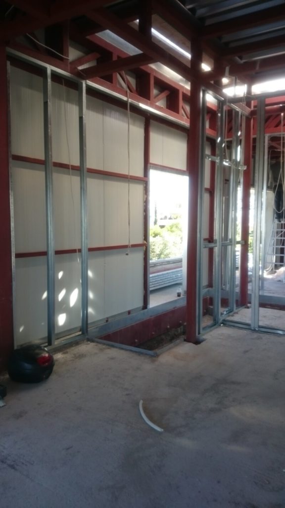 ΠΡΟΣΘΗΚΗ-ΚΑΘ-ΥΨΟΣ-ΜΕ-ΜΕΤΑΛΛΙΚΗ-ΚΑΤΑΣΚΕΥΗ-ΓΛΥΑΦΑΔΑ-TTCONSTRUCTIONS-1-576×1024